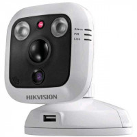 Hikvision DS-2CD2C10F-IW (4мм). 1.3 МП IP видеокамера